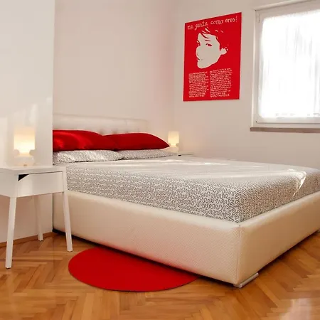 Apartment Petra Pula